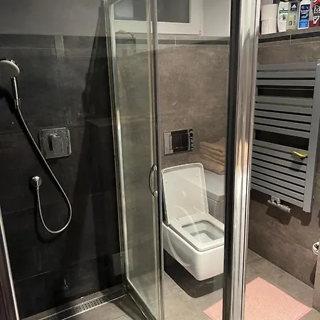 Dom Pod Lasem 빌라